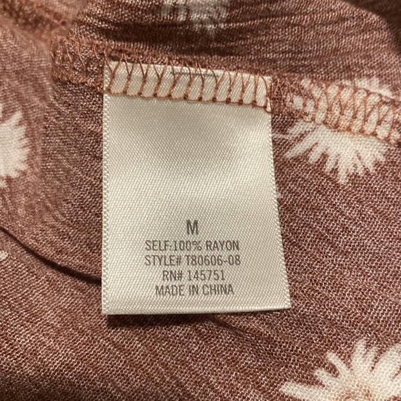 Francesca’s Miami Floral Off-Shoulder Bohemian Blouse - Picture 11 of 12